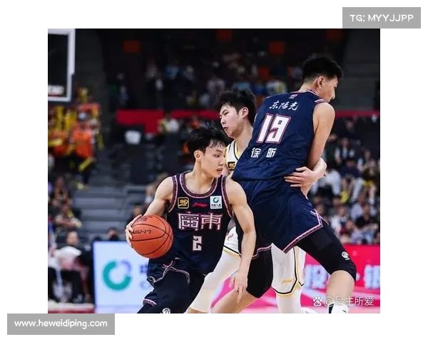 广东重返前八的关键因素分析球队实力提升与战术调整